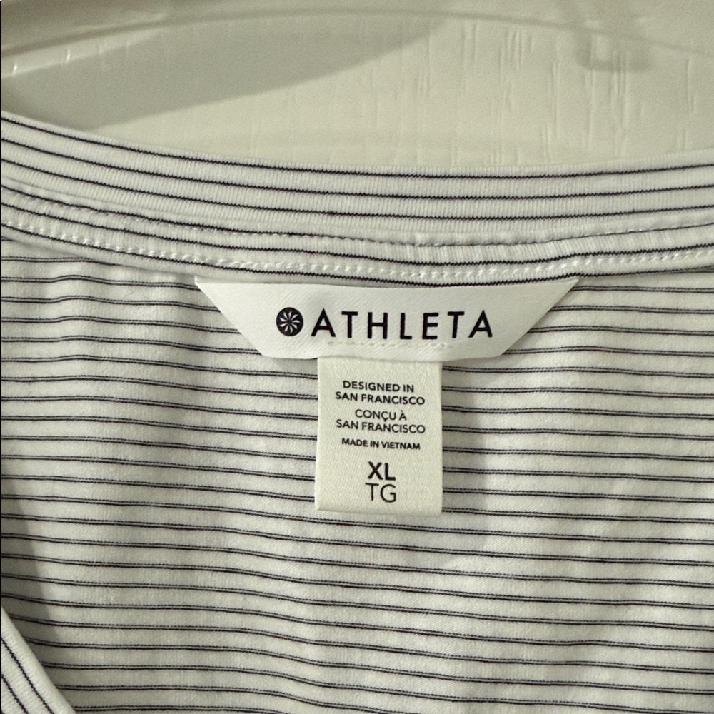 Athleta White with Gray Striped V-Neck Long Sleeve Top‎ XL - Picture 3 of 6